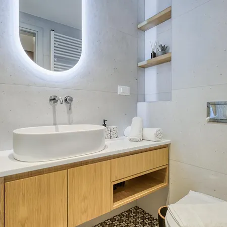 Sorelle Di Corfu * Corfu (city)