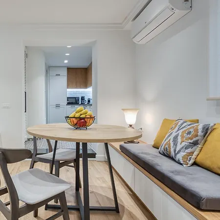 Sorelle Di Corfu * Corfu (city)